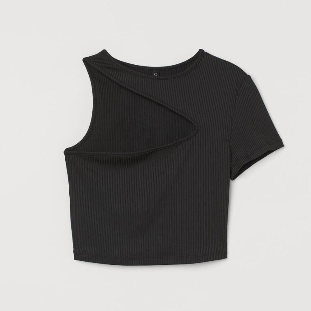 Cut-out crop top